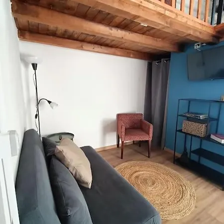 Grazioso Monolocale Con Soppalco Al Collegio -come A Casa Locazioni Turistiche- Apartment *