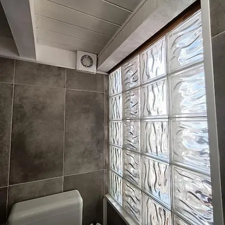 Apartment Grazioso Monolocale Con Soppalco Al Collegio -come A Casa Locazioni Turistiche-